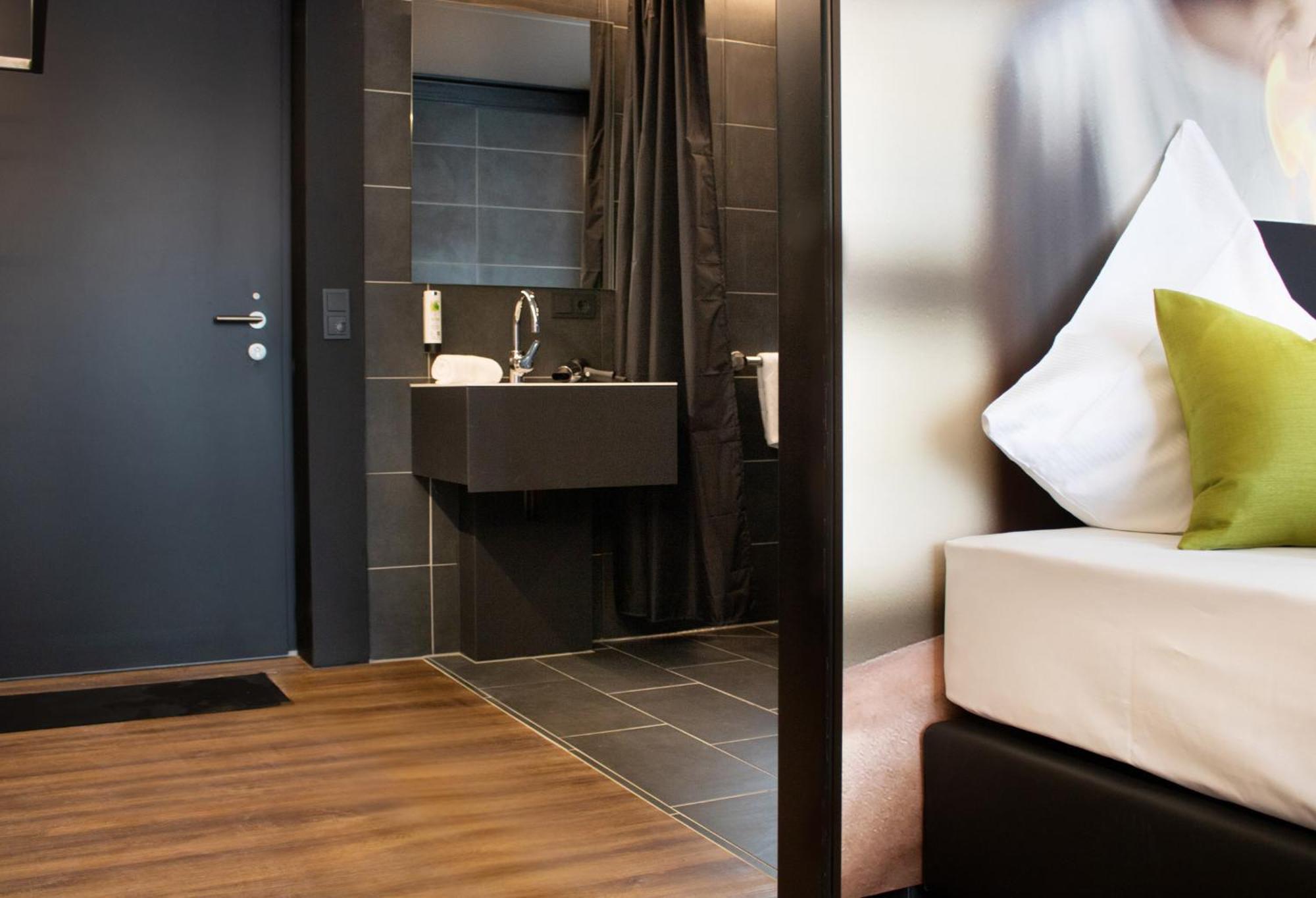 Zor Hotel By Wmm Hotels Zimmern ob Rottweil Esterno foto